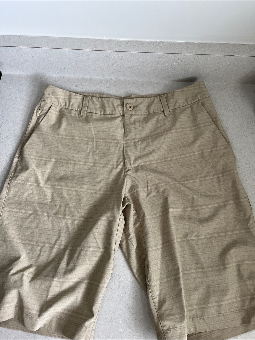 Hang Ten Men's Shorts in Khaki Beige